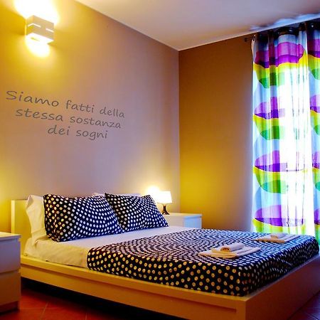 Bed And Breakfast Charming House Barletta Værelse billede