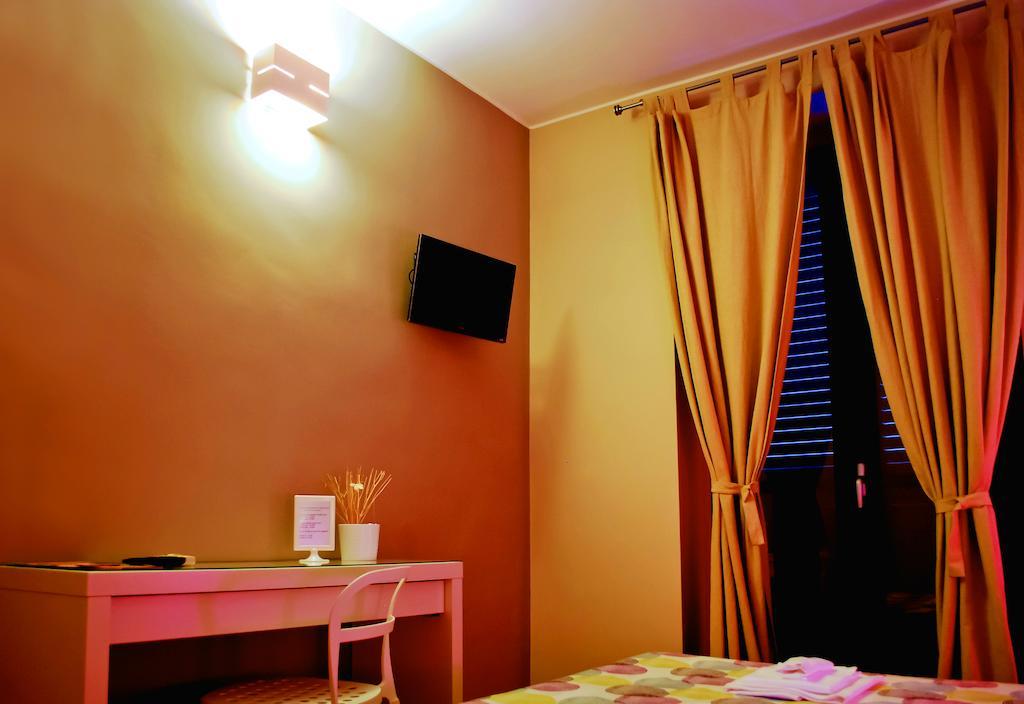 Bed And Breakfast Charming House Barletta Eksteriør billede