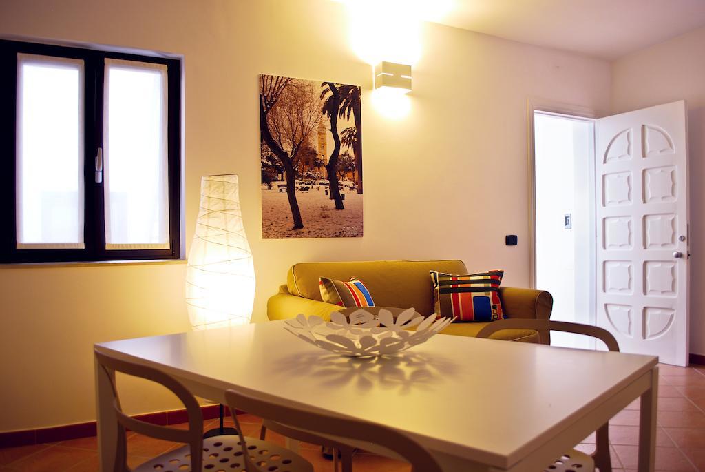 Bed And Breakfast Charming House Barletta Værelse billede